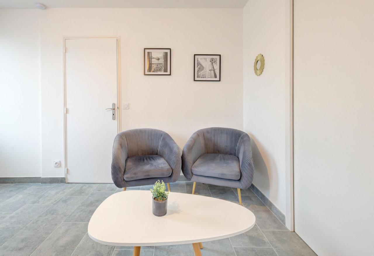 Les Forges 2 Pieces Rdc Apartment Avoine Bagian luar foto
