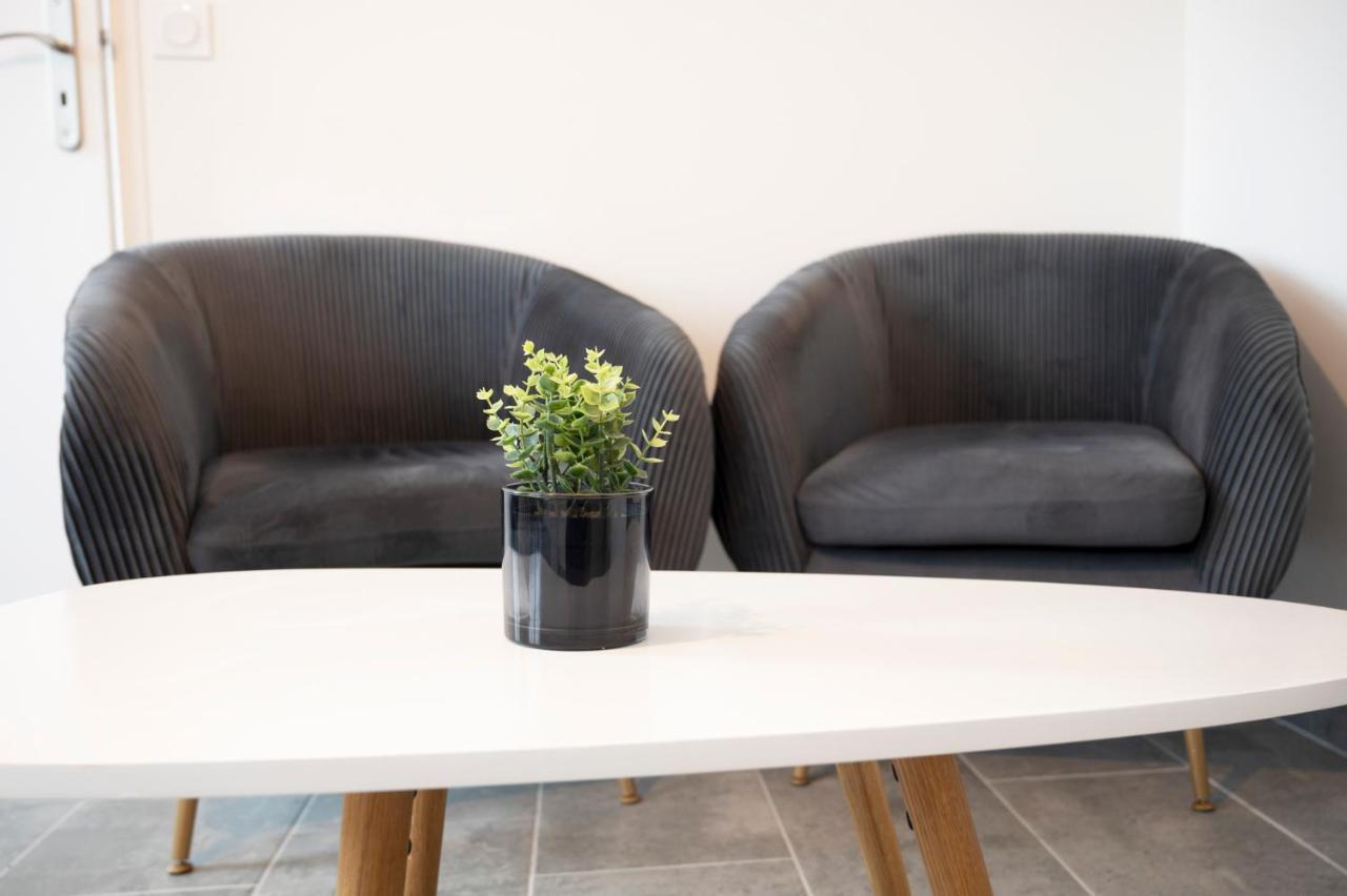 Les Forges 2 Pieces Rdc Apartment Avoine Bagian luar foto